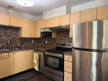 305 10188 155 Street, Surrey, BC, Surrey — Apartment/Condo for sale
