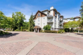 305 10188 155 Street, Surrey, BC