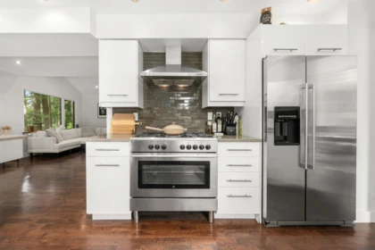 Kitchen Island Photo of 2086 Rivergrove Place, North Vancouver, BC