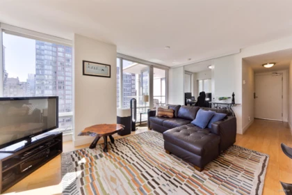 Loft / Bonus Room Photo of 1501 565 Smithe Street, Vancouver, BC