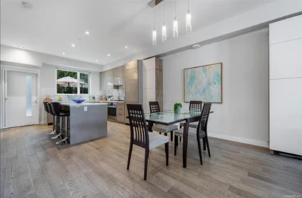 Kitchen Island Photo of 4066 Yukon Street, Vancouver, BC