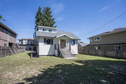 7520 Canada Way, Burnaby, BC, Burnaby — Single Family Residence for sale