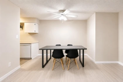 Kitchen Photo of 306 10560 154 Street, Surrey, BC