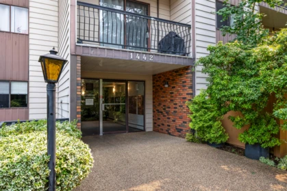 306 1442 Blackwood Street, White Rock, BC, White Rock — Apartment/Condo for sale