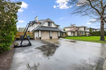 4501 Benz Crescent, Langley, BC, Langley — Single Family Residence for sale