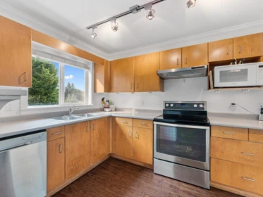 Kitchen Island Photo of 303 20239 Michaud Crescent, Langley, BC