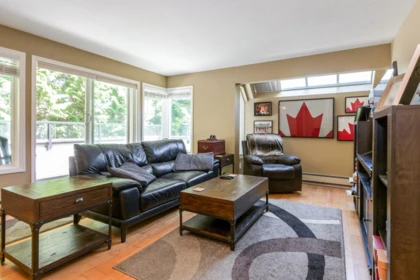 Kitchen Island Photo of 237 2700 Mccallum Road, Abbotsford, BC
