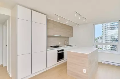 Dining Area Photo of 1911 908 Quayside Drive, New Westminster, BC