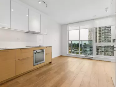 Kitchen Island Photo of 1903 13438 Central Avenue, Surrey, BC