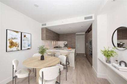 2909 7388 Kingsway, Burnaby, BC, Burnaby — Apartment/Condo for sale