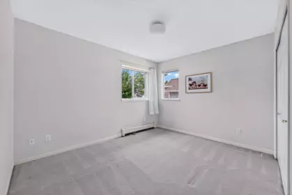 Entry Foyer Photo of 68 10000 Fisher Gate, Richmond, BC