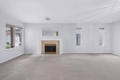Kitchen Photo of 68 10000 Fisher Gate, Richmond, BC