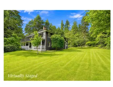 1523 Grandview Road, Gibsons, BC, Gibsons — Single Family Residence for sale