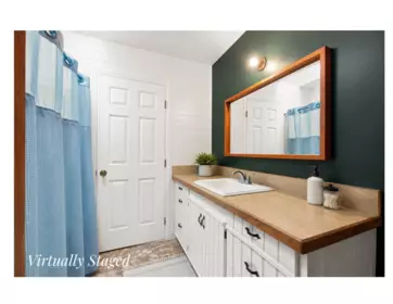 Loft / Bonus Room Photo of 1523 Grandview Road, Gibsons, BC