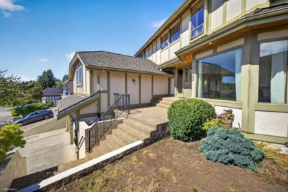 5710 Goldenrod Crescent, Delta, BC, Delta — Single Family Residence for sale