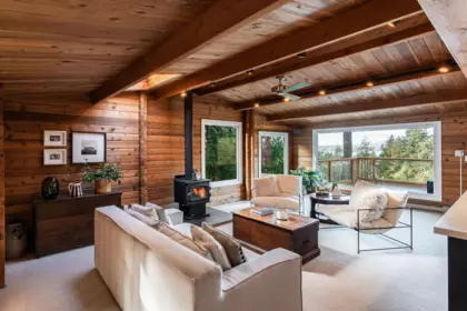 1608 Whitesails Drive, Bowen Island, BC, Bowen Island — Single Family Residence for sale
