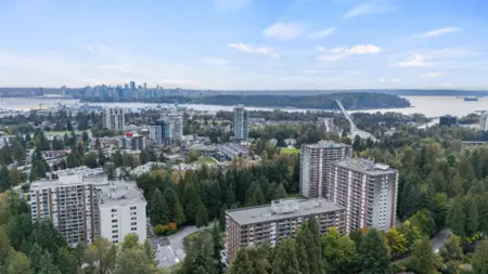1205 2012 Fullerton Avenue, North Vancouver, BC, North Vancouver — Apartment/Condo for sale