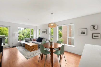 316 221 E 3rd Street, North Vancouver, BC, North Vancouver — Apartment/Condo for sale