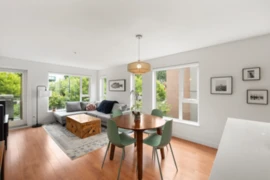 316 221 E 3rd Street, North Vancouver, BC