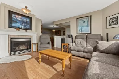 Family Room Photo of 1703 6611 Southoaks Crescent, Burnaby, BC
