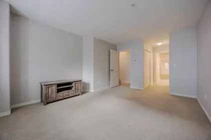 Mudroom Photo of 16 15432 16a Avenue, Surrey, BC
