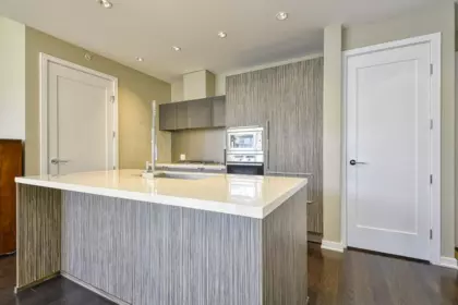 Kitchen Island Photo of 1616 Columbia Street, Vancouver, BC