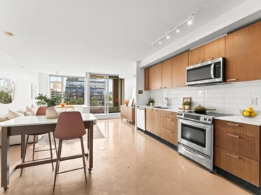 Dining Area Photo of 715 221 Union Street, Vancouver, BC