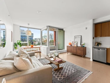 Family Room Photo of 715 221 Union Street, Vancouver, BC