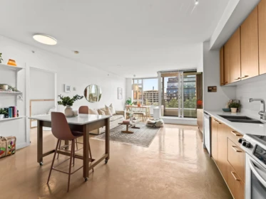 Kitchen Island Photo of 715 221 Union Street, Vancouver, BC