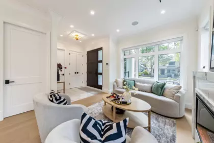 Living Room Photo of 2755 W 38th Avenue, Vancouver, BC