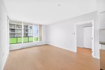 Hallway Photo of 1408 6638 Dunblane Avenue, Burnaby, BC