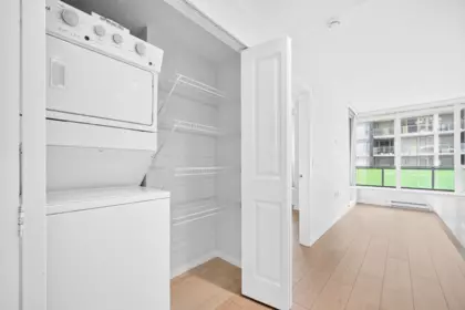 Powder Room Photo of 1408 6638 Dunblane Avenue, Burnaby, BC