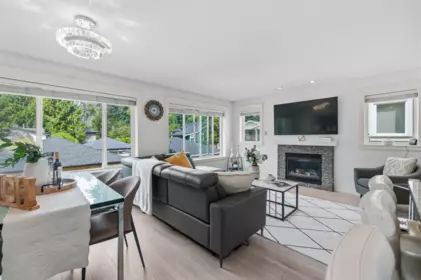 318 W 18th Street, North Vancouver, BC, North vancouver — Single Family Residence for sale
