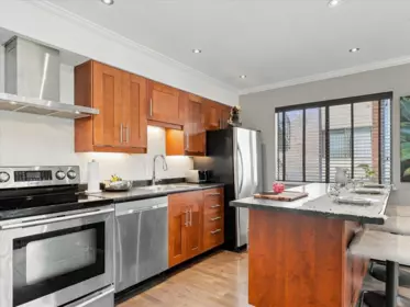 6 137 E 5th Street, North Vancouver, BC, North vancouver — Apartment/Condo for sale