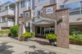 104 1952 152a Street, Surrey, BC