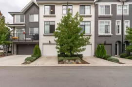 141 1331 Olmsted Street, Coquitlam, BC