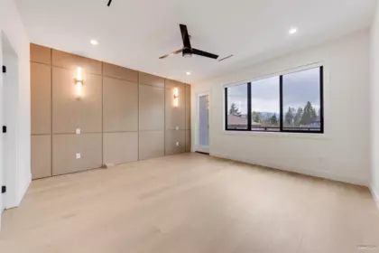 Primary Bathroom Photo of 823 Cornell Avenue, Coquitlam, BC