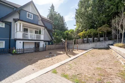 Living Room Photo of 2 14450 68 Avenue, Surrey, BC