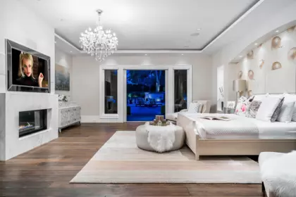Basement Recreation Room Photo of 13283 56 Avenue, Surrey, BC