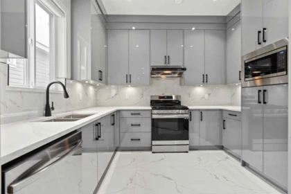 Powder Room Photo of 10671 127a Street, Surrey, BC