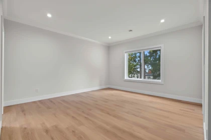 Swimming Pool Photo of 10671 127a Street, Surrey, BC