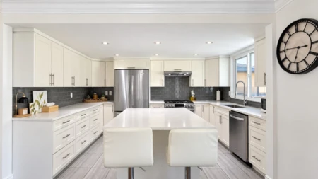 Breakfast Nook Photo of 7545 143 Street, Surrey, BC