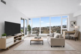 1906 1401 Hunter Street, North Vancouver, BC