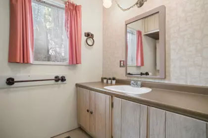 Mudroom Photo of 7707 Mcgregor Avenue, Burnaby, BC