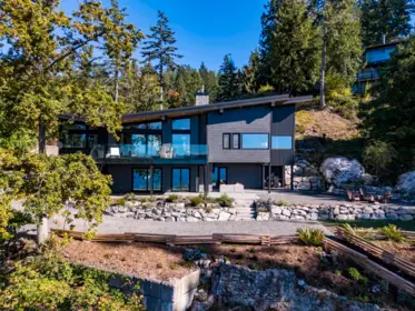 1724 Bowen Bay Road, Bowen Island, BC, Bowen Island — Single Family Residence for sale