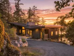 1724 Bowen Bay Road, Bowen Island, BC