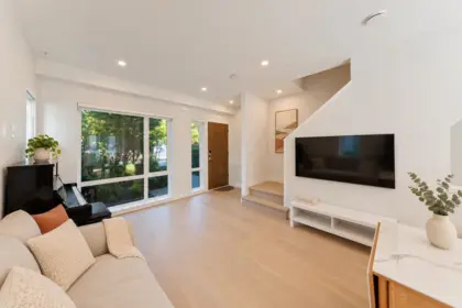 7669 Granville Street, Vancouver, BC, Vancouver — Townhouse for sale