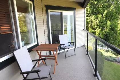 W202 5780 Trail Avenue, Sechelt, BC, Sechelt — Apartment/Condo for sale