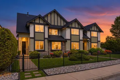 A 2484 Nile Gate, Port Coquitlam, BC, Port coquitlam — Half Duplex for sale