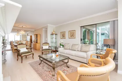 402 3131 Deer Ridge Drive, West Vancouver, BC, West Vancouver — Apartment/Condo for sale